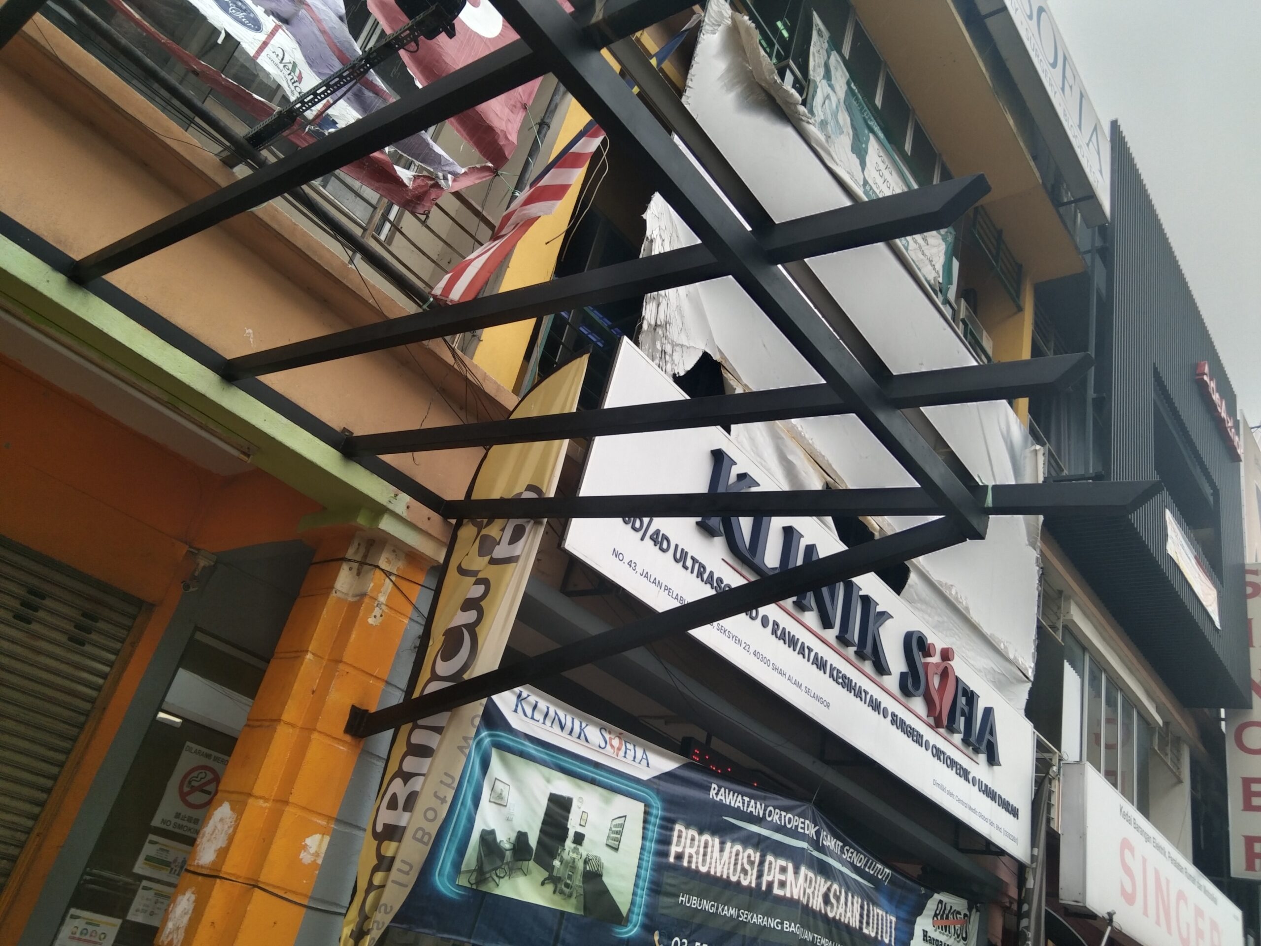 filter: 0; fileterIntensity: 0.0; filterMask: 0; module: j; 
hw-remosaic: 0; 
touch: (-1.0, -1.0); 
modeInfo: ; 
sceneMode: Hdr; 
cct_value: 0; 
AI_Scene: (-1, -1); 
aec_lux: 169.82906; 
hist255: 0.0; 
hist252~255: 0.0; 
hist0~15: 0.0;